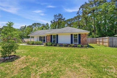 Super sweet Southside charmer! This fantastic home located on a - photo 2