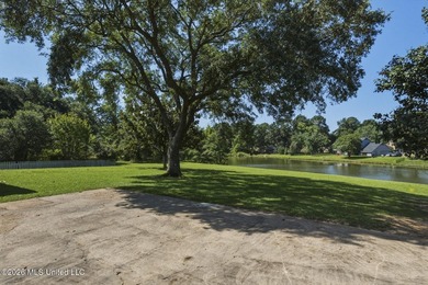 Welcome to 1025 Northpointe Drive in Jackson! This spacious - photo 37
