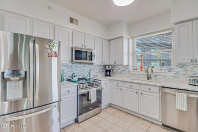 Fantastic Corner Unit at Legacy Condos! This beautiful 10th - photo 10