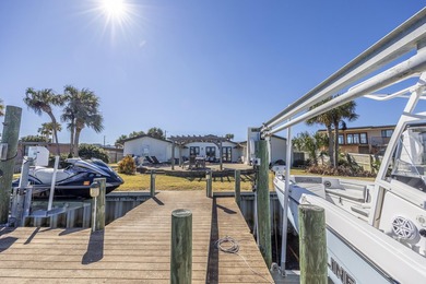 Stunning Newly Renovated Waterfront Coastal Retreat, Just - photo 52