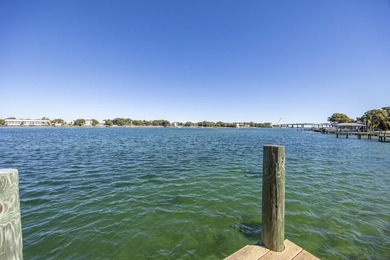 Stunning Newly Renovated Waterfront Coastal Retreat, Just - photo 55