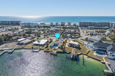 Stunning Newly Renovated Waterfront Coastal Retreat, Just - photo 59