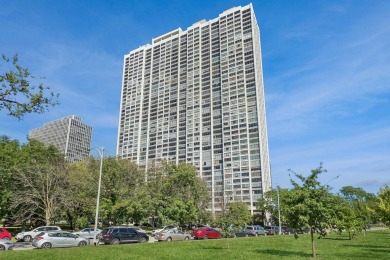 Lake Home For Sale in Chicago, Illinois
