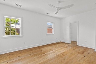 2 Henrietta Street is a beautifully preserved and recently - photo 12