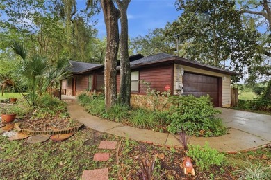 Nestled beneath a canopy of majestic oak trees and overlooking - photo 7