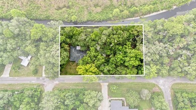 Nestled beneath a canopy of majestic oak trees and overlooking - photo 8