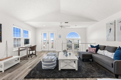 Welcome to your coastal getaway with Gulf views from every - photo 20