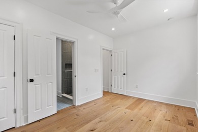 2 Henrietta Street is a beautifully preserved and recently - photo 25
