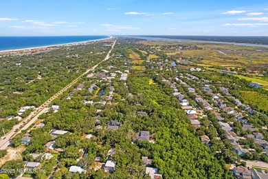 It's no secret-land on Anastasia Island is scarce, and - photo 28