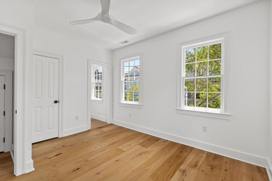 2 Henrietta Street is a beautifully preserved and recently - photo 31