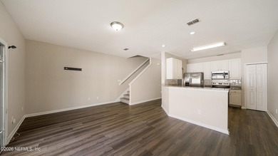 Welcome to this move-in ready townhome in Timmermans Walk! This - photo 8