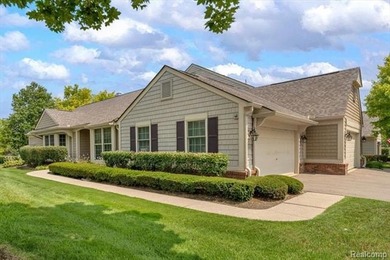 Completely updated end-unit ranch in sought-after The Heathers - photo 1