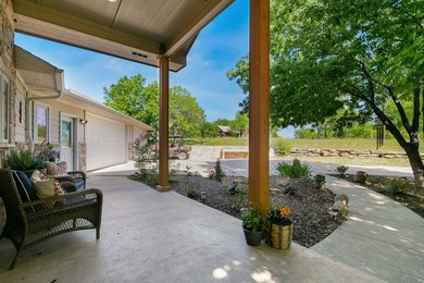 Escape to your own peaceful retreat on over 3.5 acres just a - photo 3