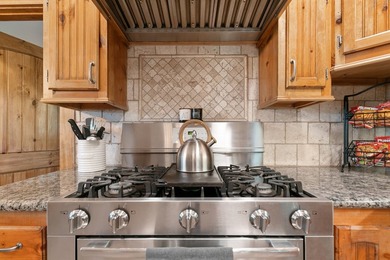 Escape to your own peaceful retreat on over 3.5 acres just a - photo 9