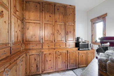 Escape to your own peaceful retreat on over 3.5 acres just a - photo 10