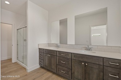Incredible opportunity to purchase a brand-new, stunning - photo 21