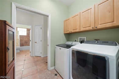 Welcome to this beautifully maintained, move-in ready 3-bedroom - photo 31