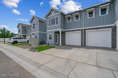 Incredible opportunity to purchase a brand-new, stunning - photo 32
