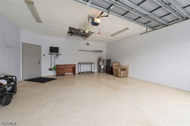 Welcome to this beautifully maintained, move-in ready 3-bedroom - photo 48