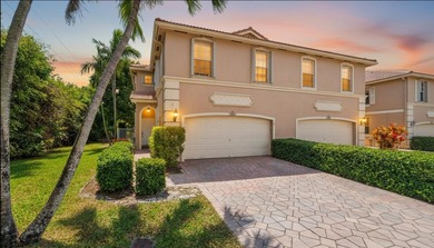 (private lake, pond, coastal) Townhome/Townhouse For Sale in Coconut Creek Florida