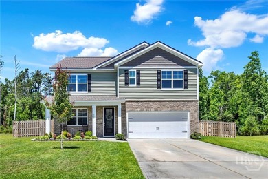 Your Home Search Ends Here! This 5-bed 3-bath home boasts 2,556 - photo 2