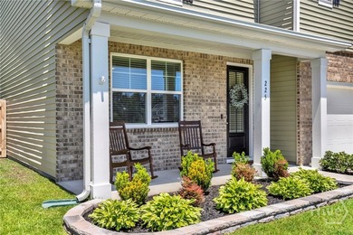 Your Home Search Ends Here! This 5-bed 3-bath home boasts 2,556 - photo 5