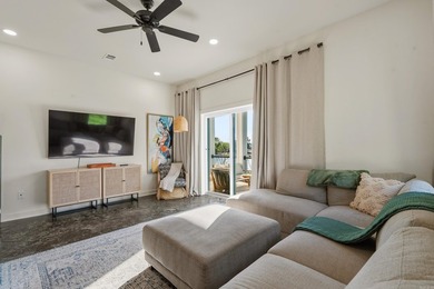 Beautiful Lake Hamilton Townhome with tons of amenities! 3 - photo 14