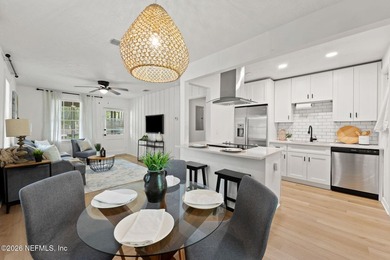 Avondale bungalow - Completely renovated - No HOA - Near - photo 4