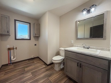 The convenience of one-level living meets the opportunity to - photo 22