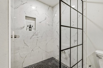 Beautiful Lake Hamilton Townhome with tons of amenities! 3 - photo 30