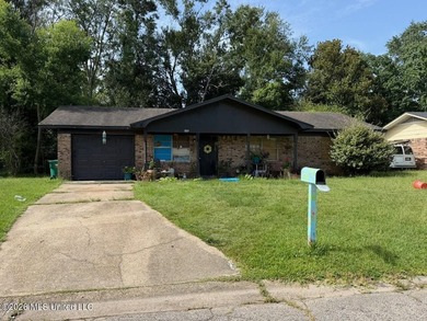 Investment Opportunity in North Gulfport - 1009 Shirley Drive - photo 1