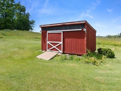 Welcome to 7587 Salmon Creek Road, Williamson! This meticulously - photo 42