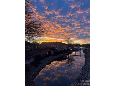 Lake Norman Condo For Sale in Cornelius North Carolina