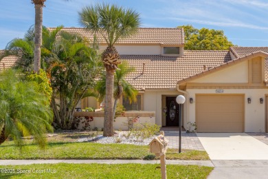 Lake Townhome/Townhouse For Sale in Melbourne, Florida