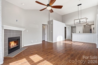 Welcome to 18009 Kings Point Drive, Unit R, located in the - photo 9