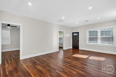 WELCOME HOME AND STEP INSIDE TO DISCOVER AN OPEN CONCEPT FLOOR - photo 5