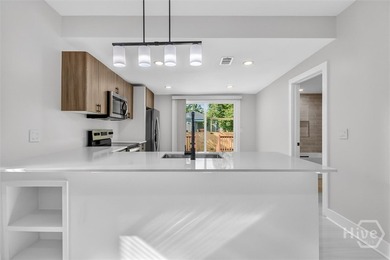 WELCOME HOME AND STEP INSIDE TO DISCOVER AN OPEN CONCEPT FLOOR - photo 8