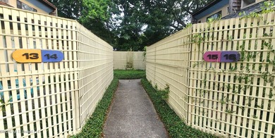 Welcome home to this charming, move-in-ready condo in Rivendell - photo 3