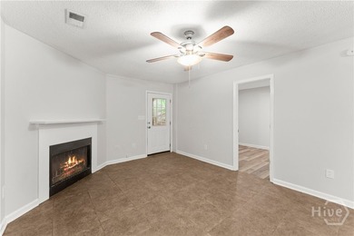 Nestled on a quiet, tree-lined street surrounded by mature trees - photo 10