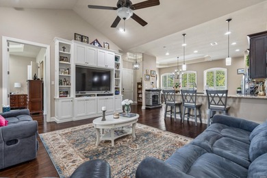 Welcome to easy living in this desirable Forest Lakes - photo 8