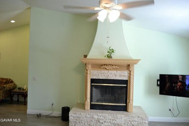 Welcome to 36422 Harold 5th Street Palmdale Ca 93550! This - photo 12