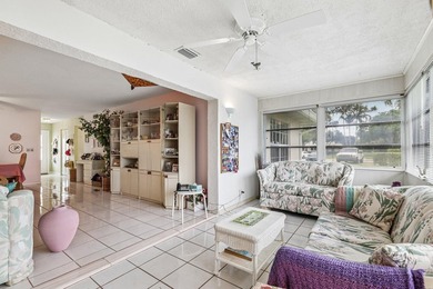 Welcome to this lovely, meticulously maintained 2-bedroom - photo 18
