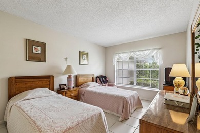 Welcome to this lovely, meticulously maintained 2-bedroom - photo 20