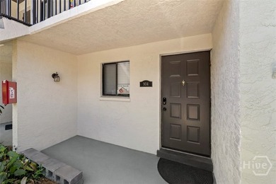 Come discover the convenience of living at Windsor Crossing! - photo 2