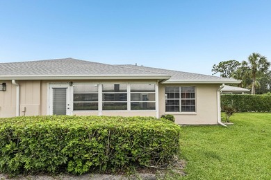 Welcome to this lovely, meticulously maintained 2-bedroom - photo 27