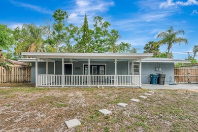 Fully Remodeled Home in Prime Bradenton Location - 15 minutes to - photo 38