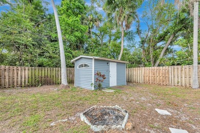 Fully Remodeled Home in Prime Bradenton Location - 15 minutes to - photo 42