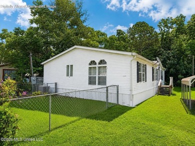 Affordable, Well-Maintained Home with Great Outdoor Space! - photo 2