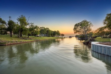 Lake Home For Sale in Kerens, Texas