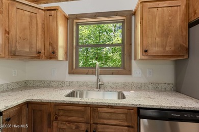 BRAND NEW CONSTRUCTION! A new home by one of Murphy's best home - photo 13